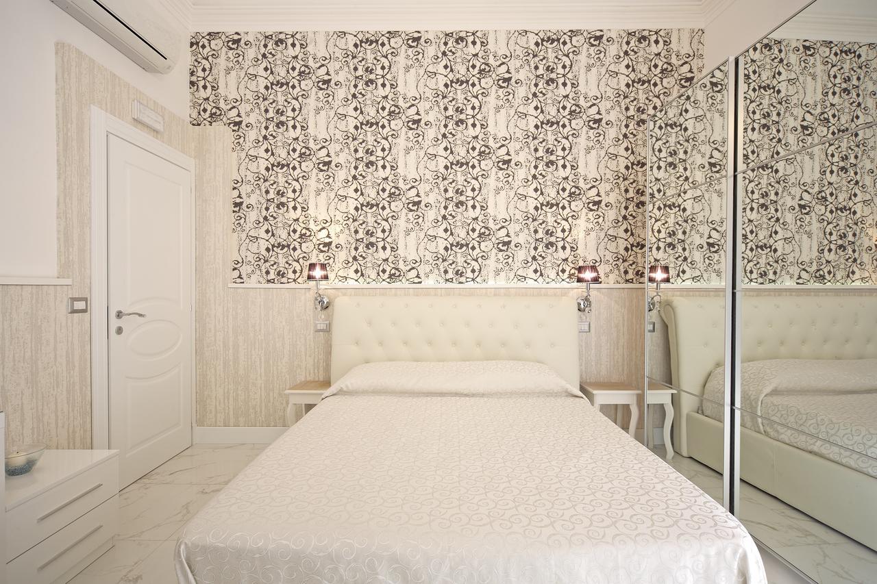 카타니아 La Dimora Del Marchese B&B 외부 사진