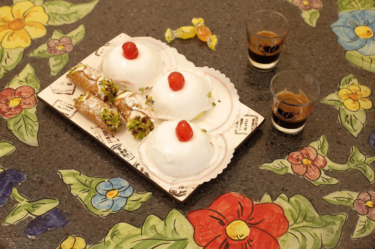 카타니아 La Dimora Del Marchese B&B 외부 사진
